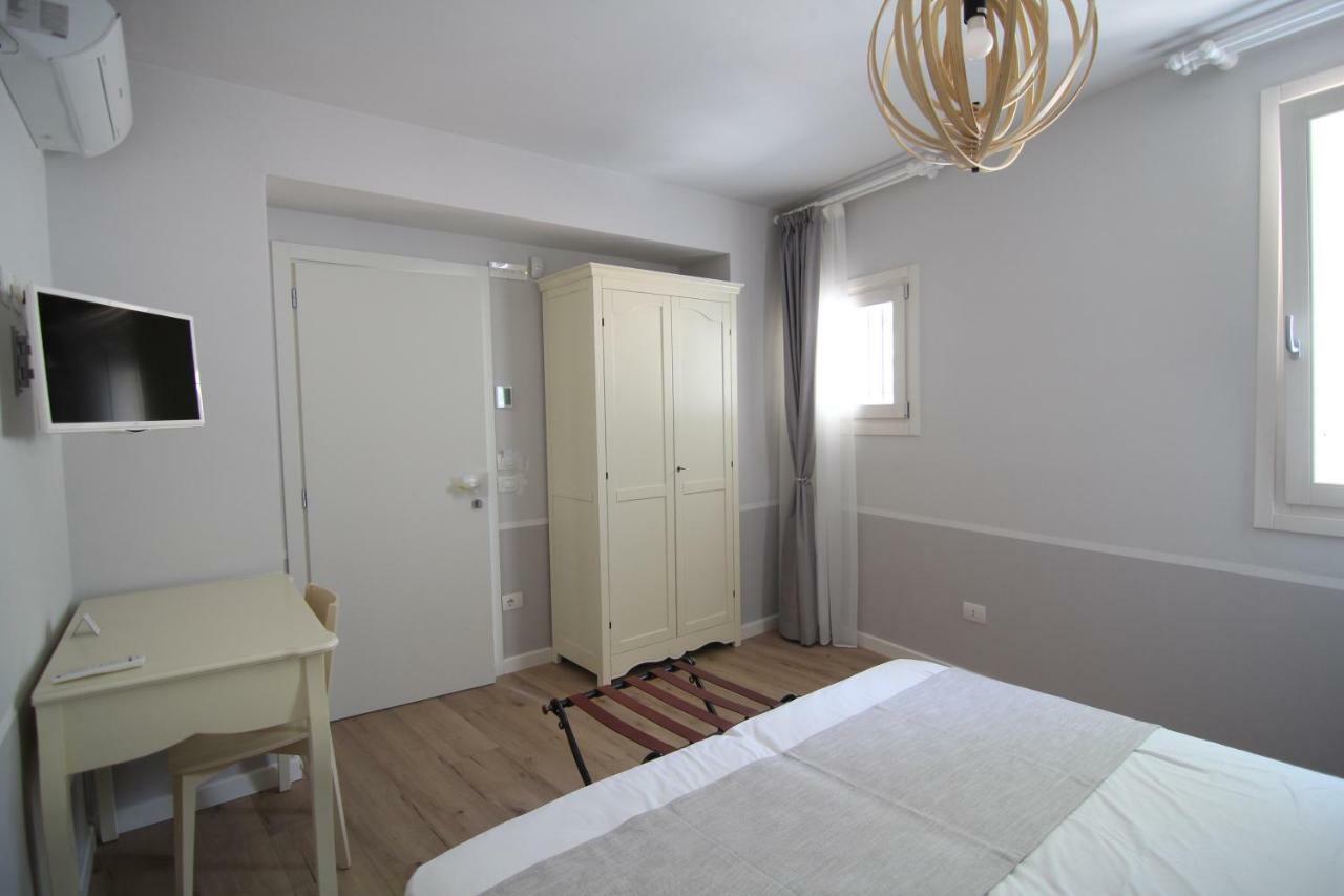 Spagnoi Rooms Castelnuovo del Garda Eksteriør billede